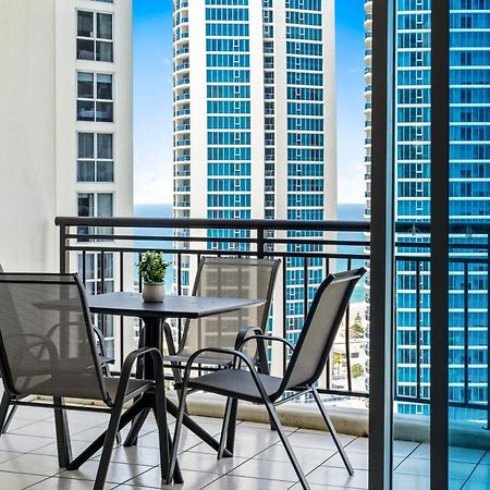 Chevron Renaissance - Self Contained & Privately Managed Apartments Χρυσή Ακτή Εξωτερικό φωτογραφία
