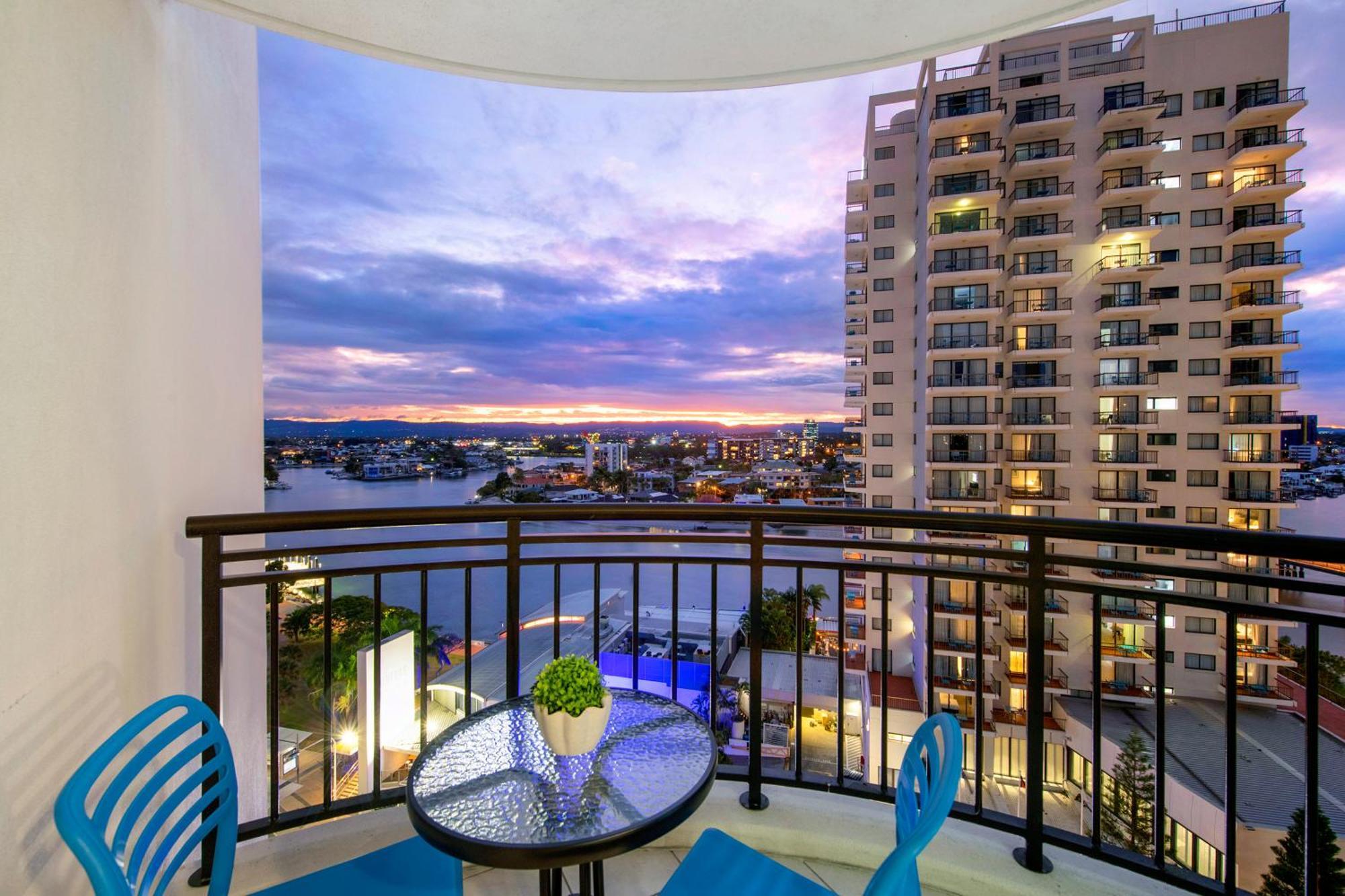 Chevron Renaissance - Self Contained & Privately Managed Apartments Χρυσή Ακτή Εξωτερικό φωτογραφία